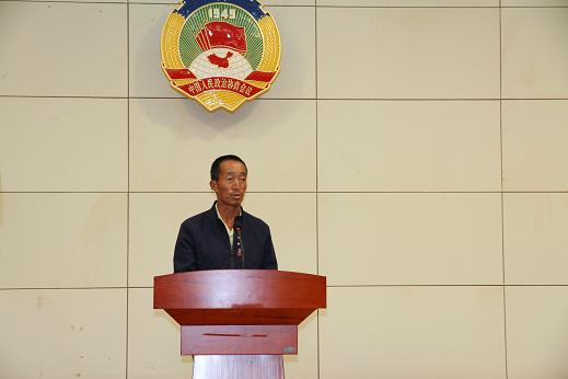 受资助学生家长代表发言